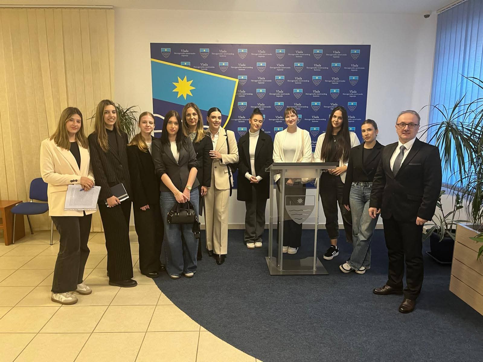 facebook_1760954146264_7385977019495693676